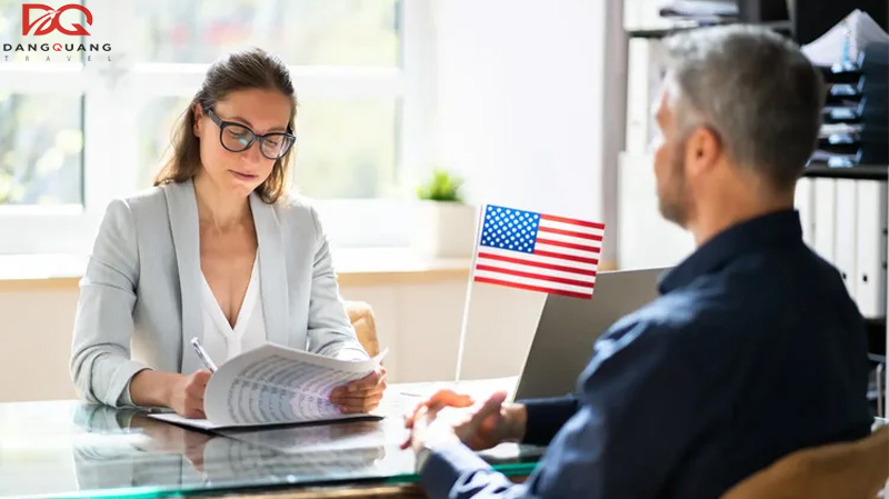 Thông tin mới nhất về hình thức đầu tư vào Mỹ nhận thẻ xanh năm 2026